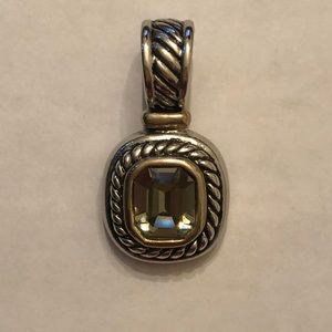 Ladies pendant
